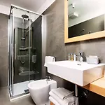 Orso Grigio 4* פסקול