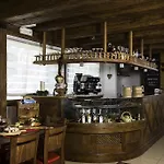 奥索治奥酒店 佩斯库拉