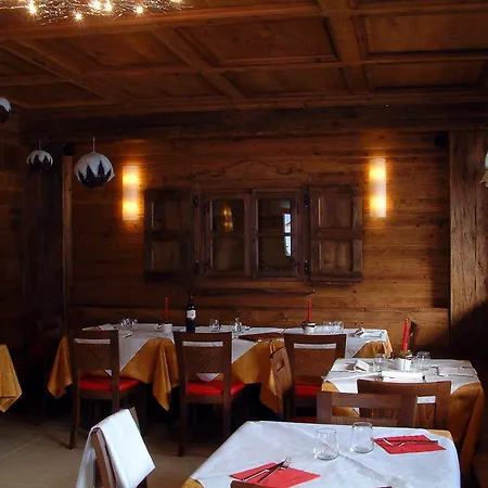 فندق Orso Grigio بيسكول