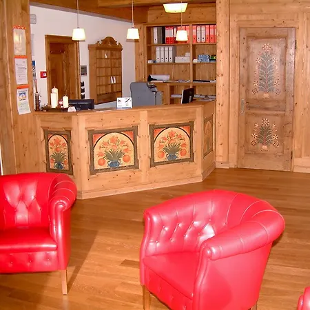 Orso Grigio 4* بيسكول