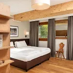 Orso Grigio 4* Pescul
