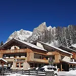 Orso Grigio 4* Pescul