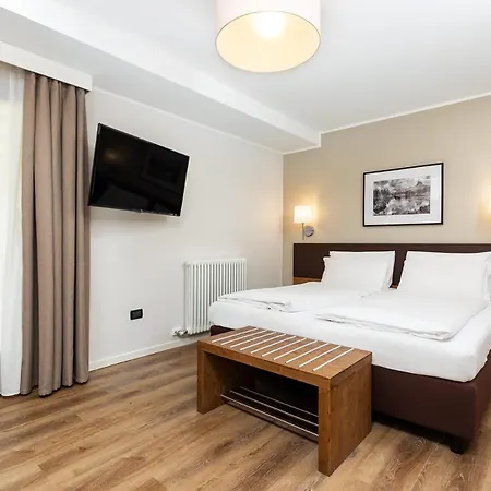 Orso Grigio 4* Pescul