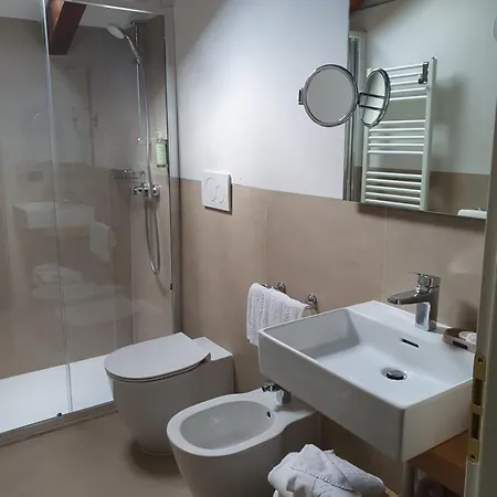 Orso Grigio Otel Pescul